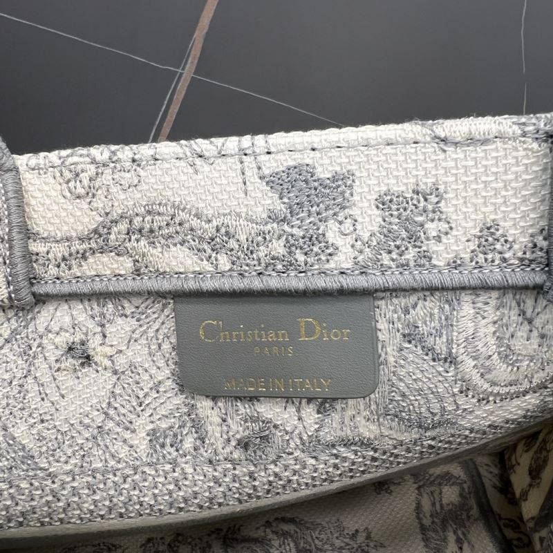 chr1st1an D10r shopping bags